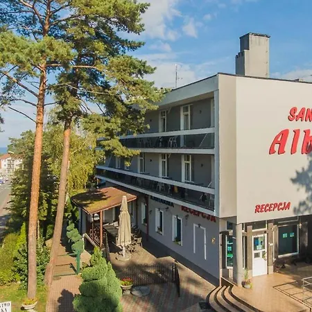 Üdülőközpont Sanatorium Albatros *